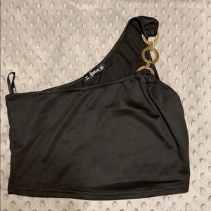 One shoulder chain strap crop top